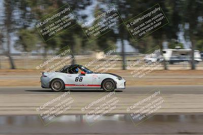 media/Sep-20-2025-Extreme Speed (Sat) [[1fcc23683c]]/Orange (Mid Intermediate)/Session 1 (Sunset)/